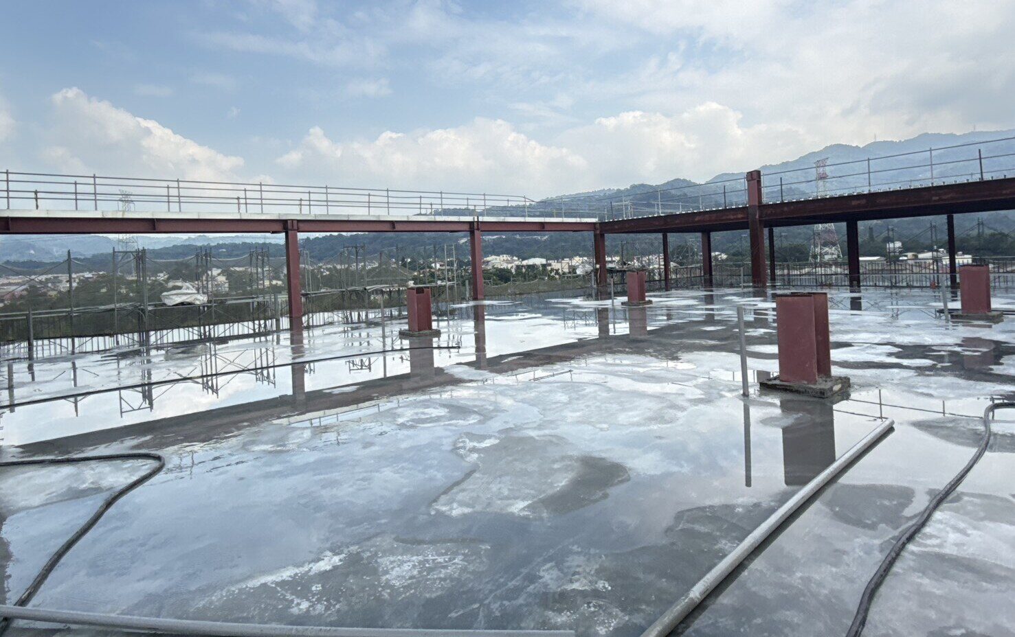 南投竹山廠房新建工程-樓板混凝土養護進度