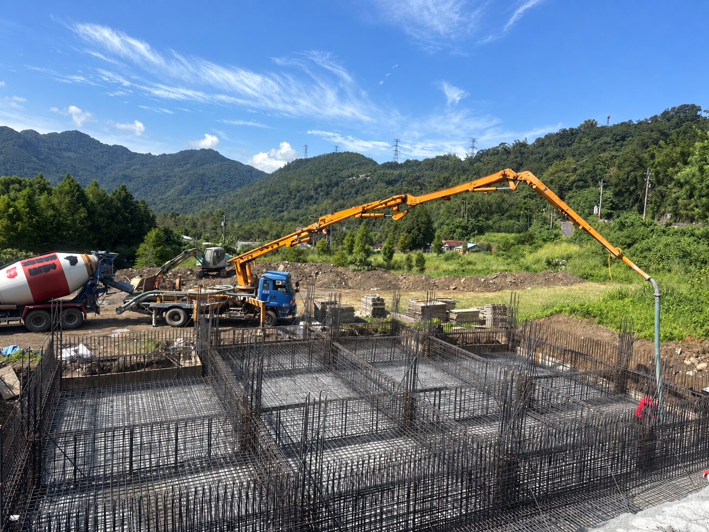 南投國姓住宅基礎灌漿與地梁施工